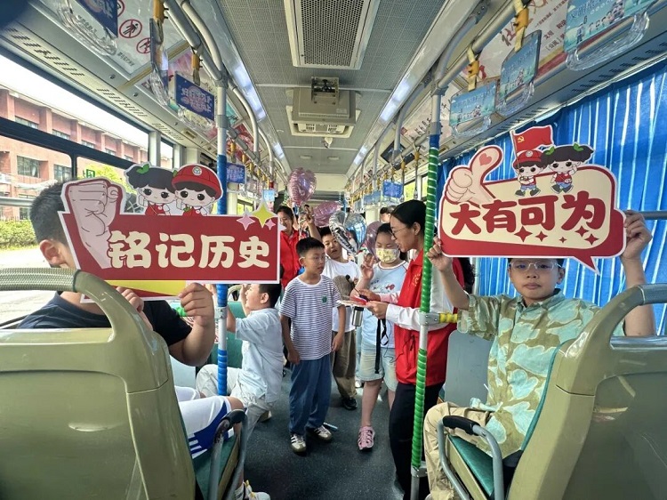 У@ƹ؄eһnͯĹ(yng)֮s